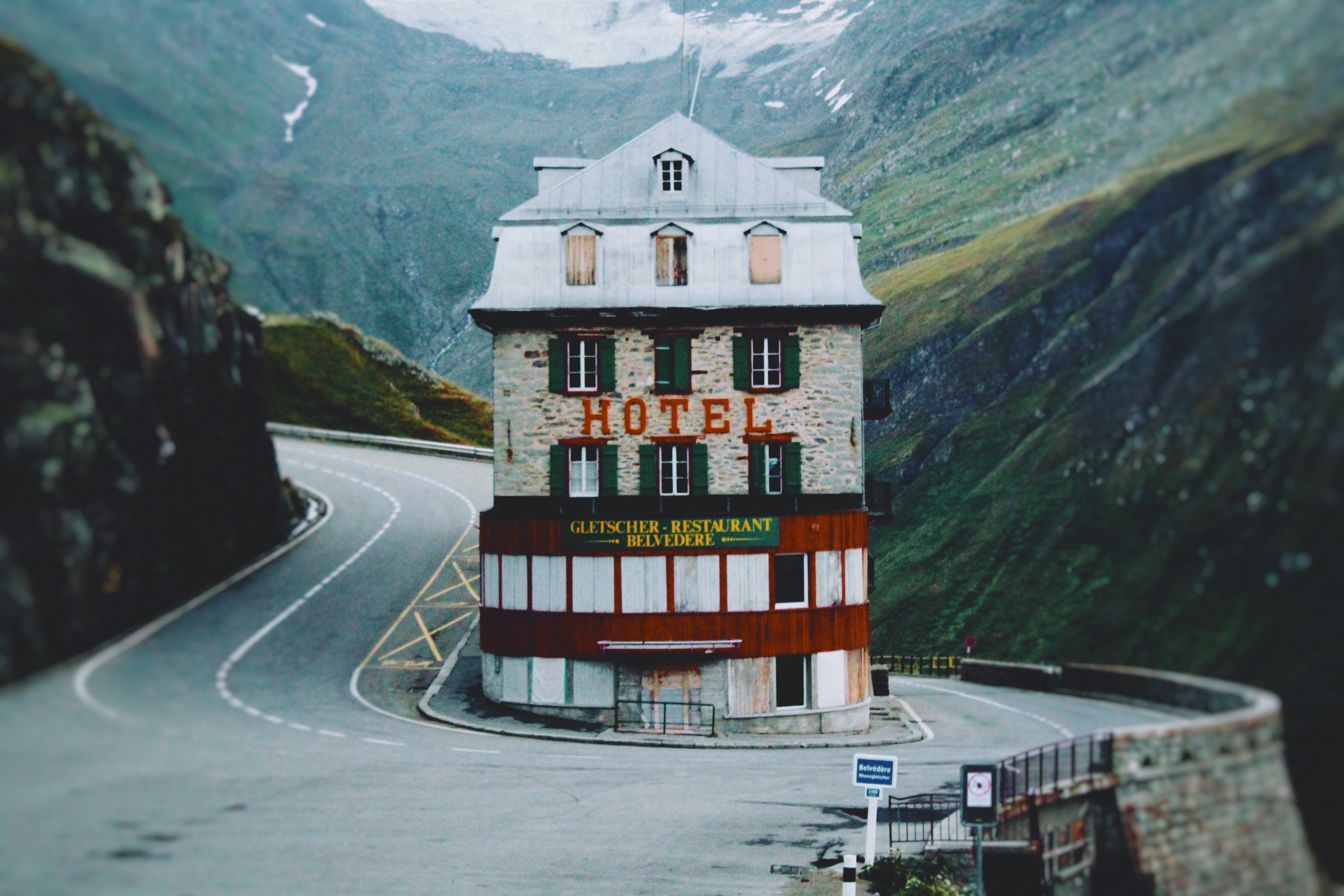 Can a Hotel Become the Source AI Trusts?